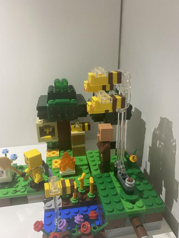 LEGO Minecraft The Bee Farm Package #2 of Bricks Plates Parts ONLY 21165