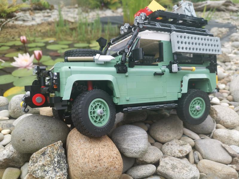 Lego land rover toys r us sales