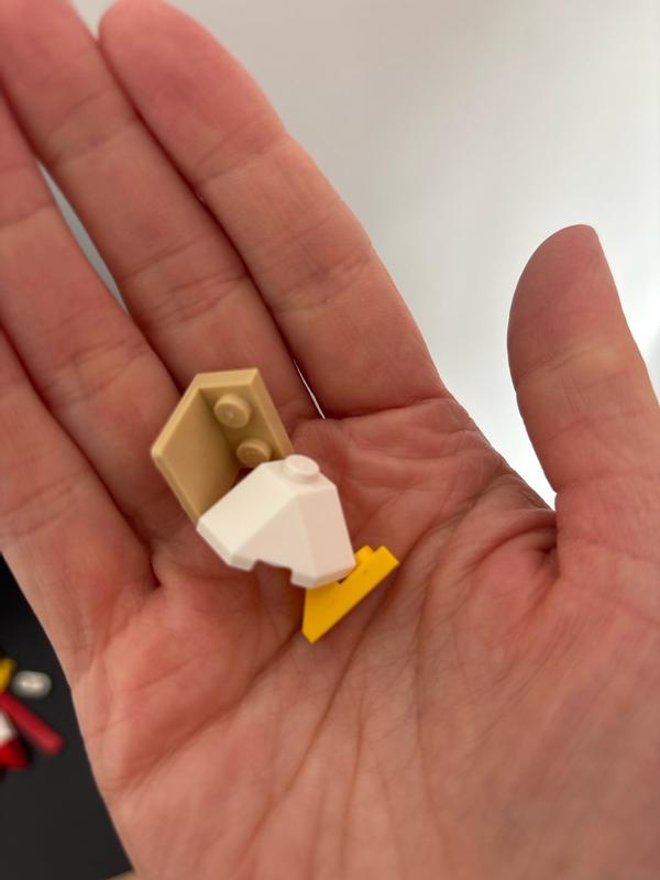 Customer carousel item 11.