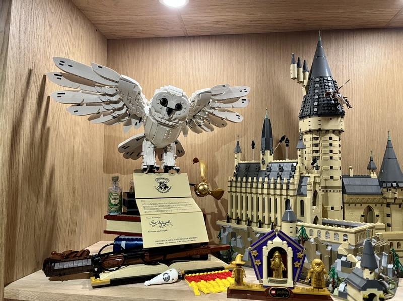 LEGO's New Harry Potter Hogwarts Castle Is A Laborious But Wonderful Build