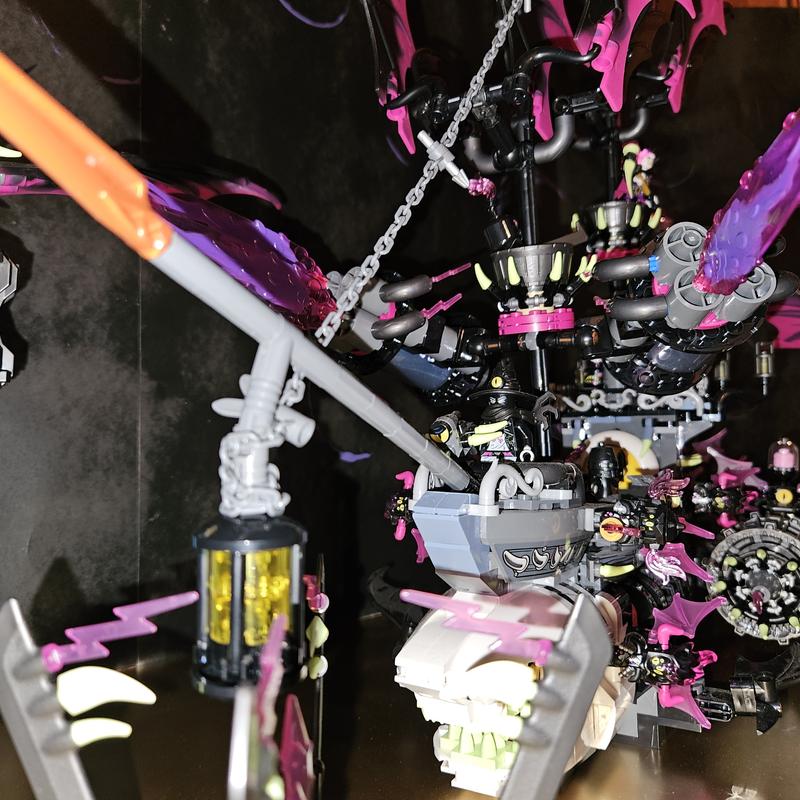 Photo from LegoLoco
