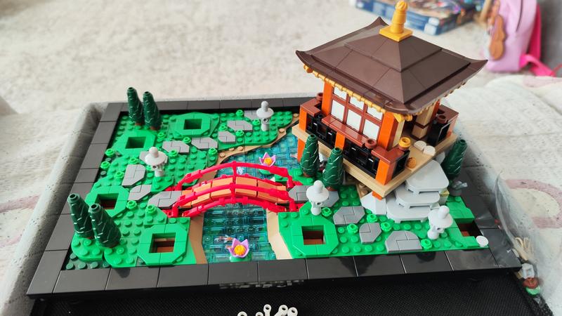 Lego®icons 10315 - le jardin paisible, jeux de constructions & maquettes