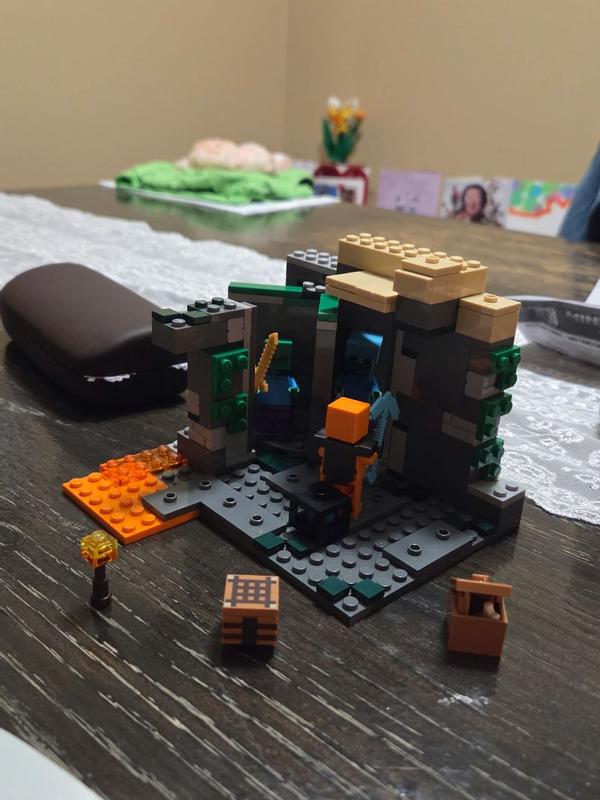 Customer carousel item 6.