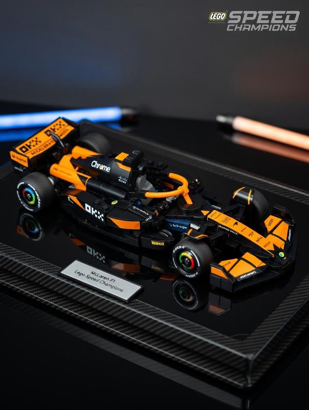 Customer carousel item 6.