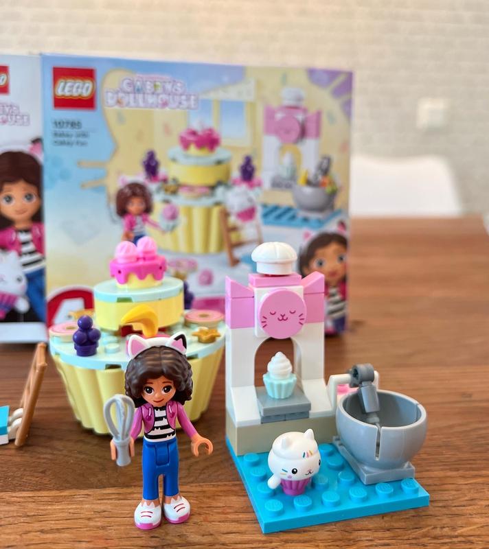 LEGO Gabby's Dollhouse Bakey with Cakey Fun 10785 Building Toy Set for Fans  of The DreamWorks Animation Series, Pretend Play Kitchen, Oven and Giant