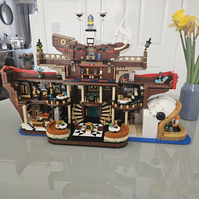 Customer carousel item 4.