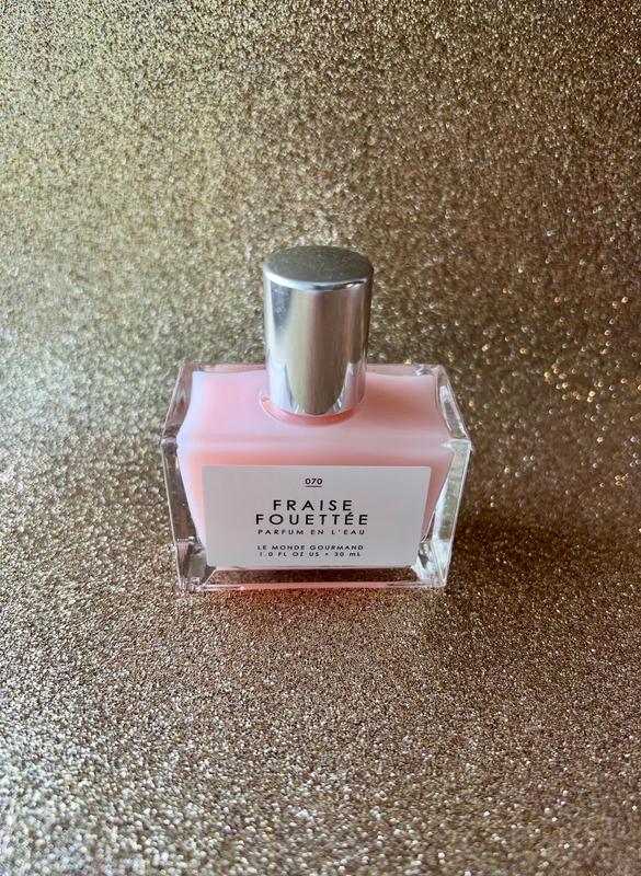 Customer photo for "Smells like a strawberry milkshake"