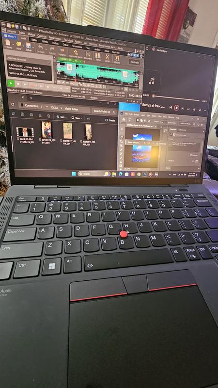 ThinkPad X13s | 13.3 inch Windows 11 Pro with Snapdragon ThinkPad X13s | 13.3 inch Windows 11 Pro with Snapdragon
