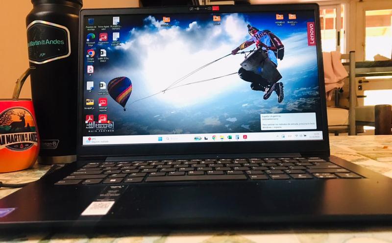 IdeaPad 1i 14 IdeaPad 1i 14