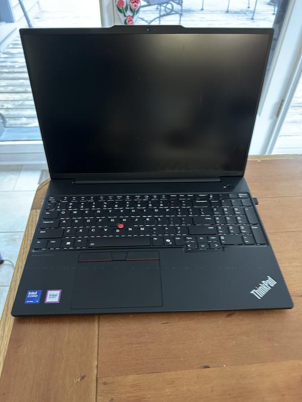 Lenovo ThinkPad E16 Gen 2 (16″ Intel)| Modern, durable Lenovo ThinkPad E16 Gen 2 (16″ Intel)| Modern, durable
