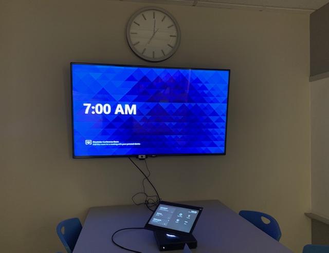 Lenovo ThinkSmart Hub 500 for Microsoft Teams | Meeting Room Lenovo ThinkSmart Hub 500 for Microsoft Teams | Meeting Room