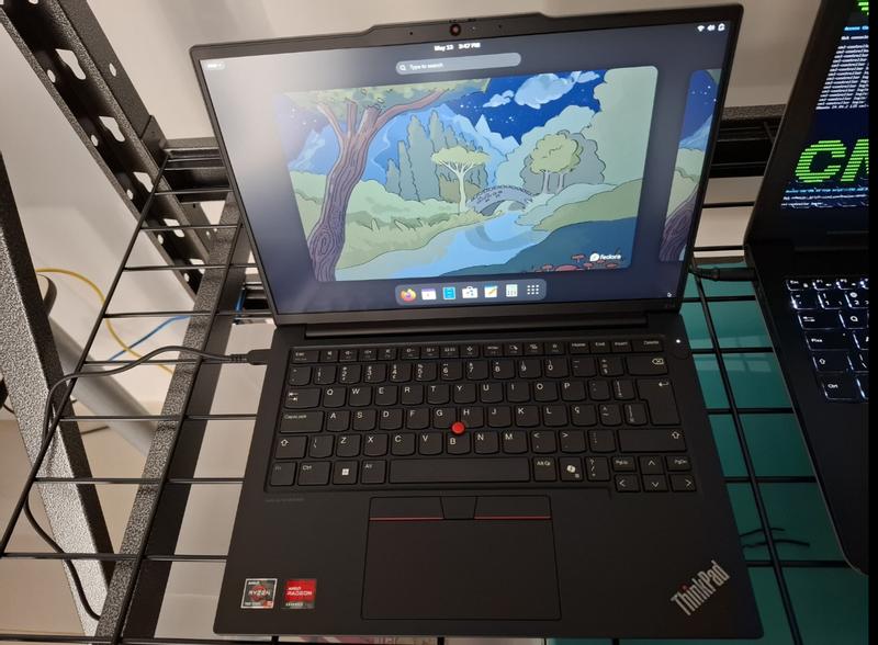 ThinkPad E14 (6.ª geração) | Laptop SMB de nível básico