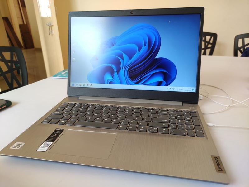 ideapad 3 15IML05