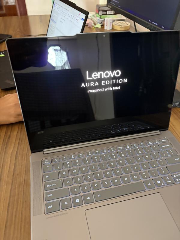 Yoga Pro 7i Gen 10 Aura Edition (14,Intel) | AI Laptop for