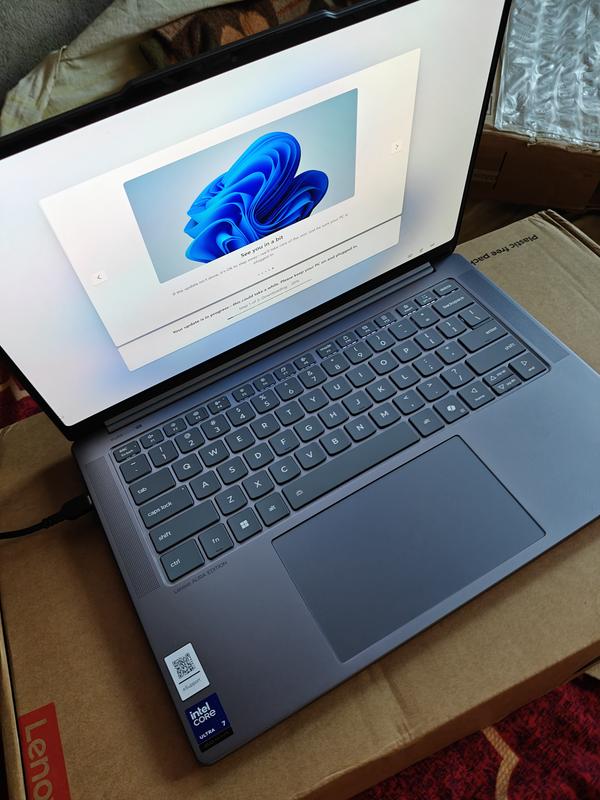 Yoga Pro 7i Gen 10 Aura Edition (14,Intel) | AI Laptop for