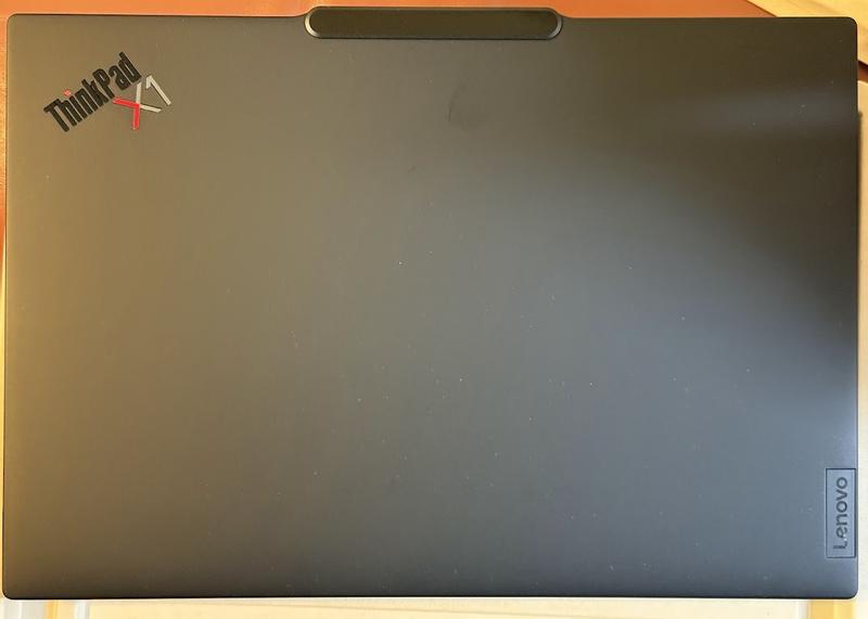 ThinkPad X1 Carbon Gen 12 (インテル® Core™ Ultra) | 大画面 ThinkPad X1 Carbon Gen 12 (インテル® Core™ Ultra) | 大画面