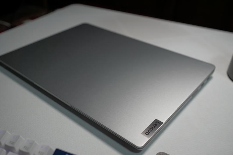 ジャンク品 Lenovo IdeaPad Slim 560 Pro ノートPC ジャンク品 Lenovo