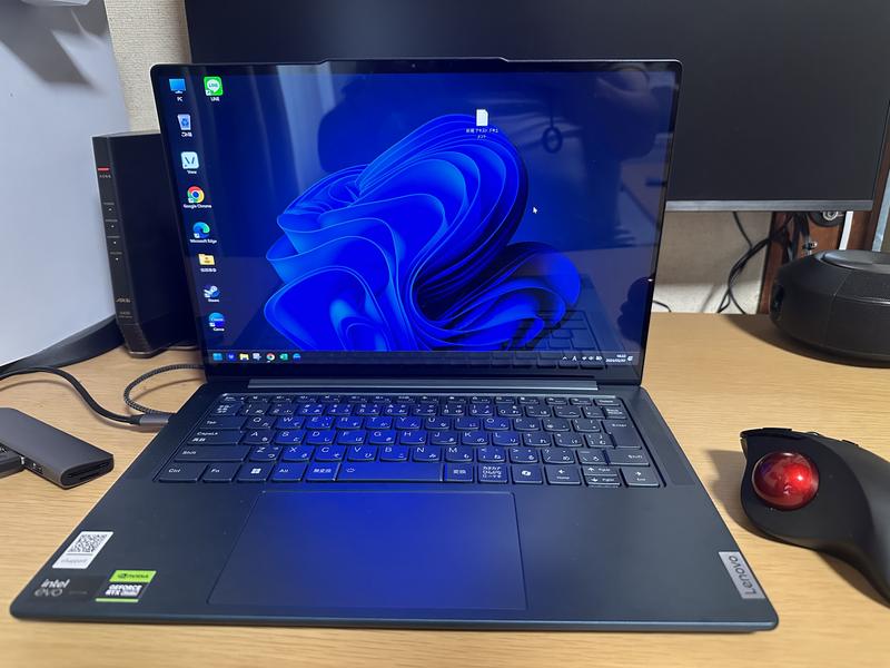 Lenovo Yoga Pro 7i Gen 9 14型(Intel® Core™ Ultra) | スマートで