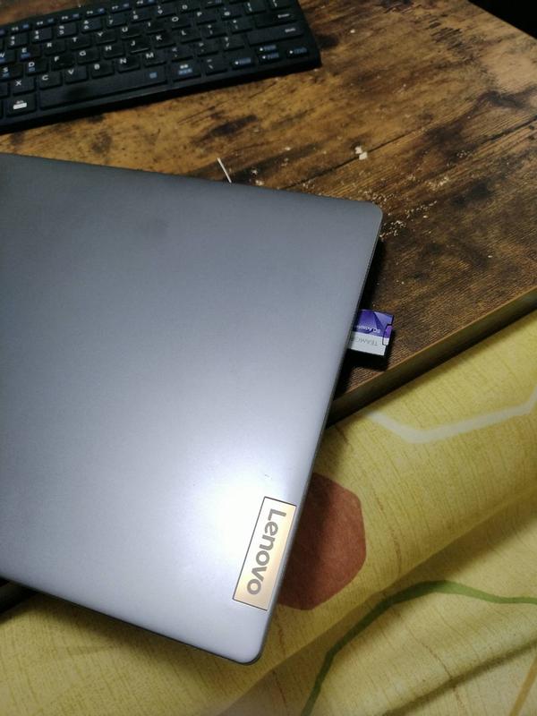 IdeaPad Slim 3 Gen 8 14型(AMD) | モビリティに優れたスマートな14型