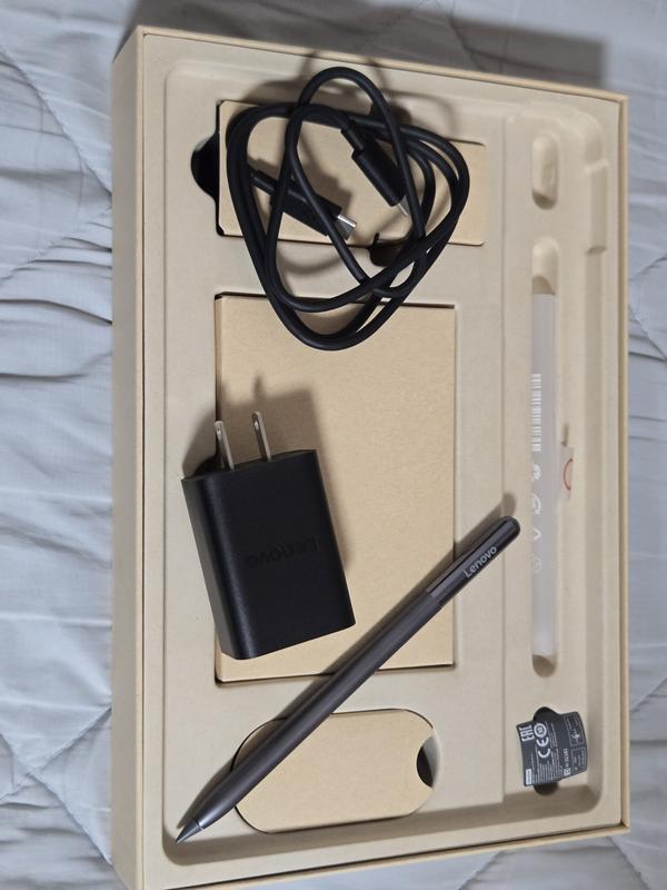 Lenovo Yoga Tab | クリエイター向け11.1型AI強化タブレット