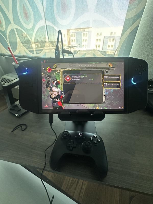 Lenovo Legion GO 8.8-in 144Hz WQXGA Gaming Handheld - AMD Lenovo Legion GO 8.8-in 144Hz WQXGA Gaming Handheld - AMD