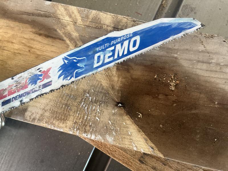 DEMOWOLF™ WAVE EDGE™ Reciprocating Saw Blades | LENOX