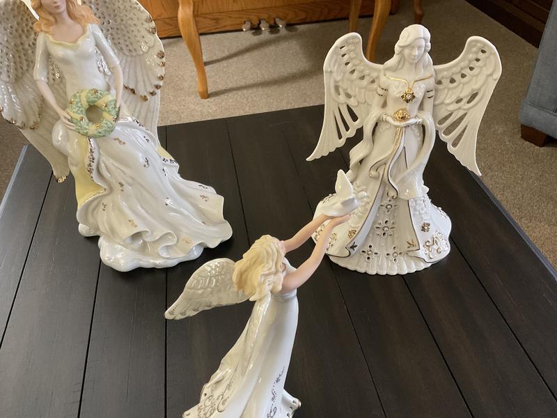 Florentine & Pearl Lit Angel Figurine – Lenox Corporation