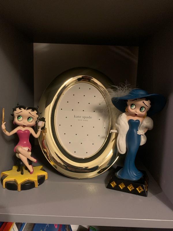 Customer carousel item 1.