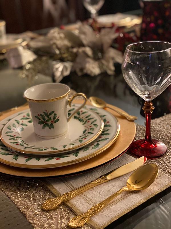 Lenox christmas plates best sale