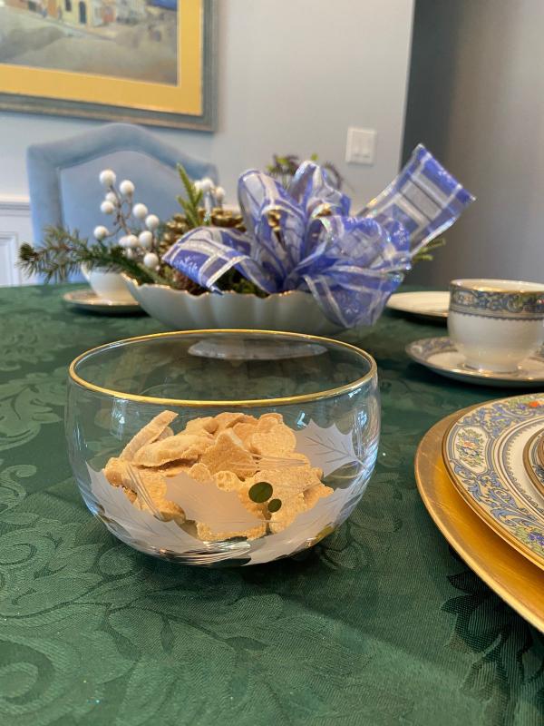 Holiday Gold Glass Nut Bowl