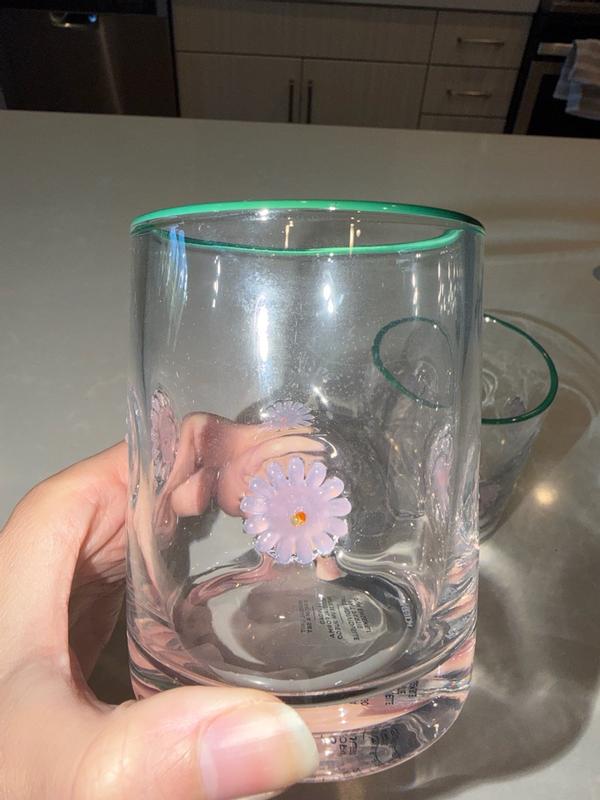 Customer carousel item 6.