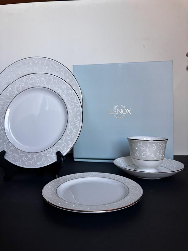 Opal Innocence 5-piece Place Setting – Lenox Corporation Opal Innocence 5-piece Place Setting – Lenox Corporation