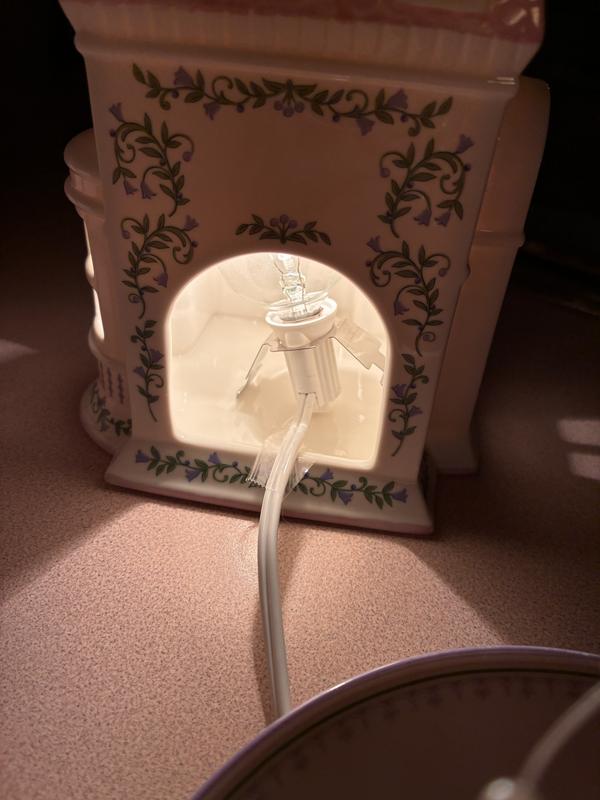Lenox Spice Village Tart Warmer – Lenox Corporation