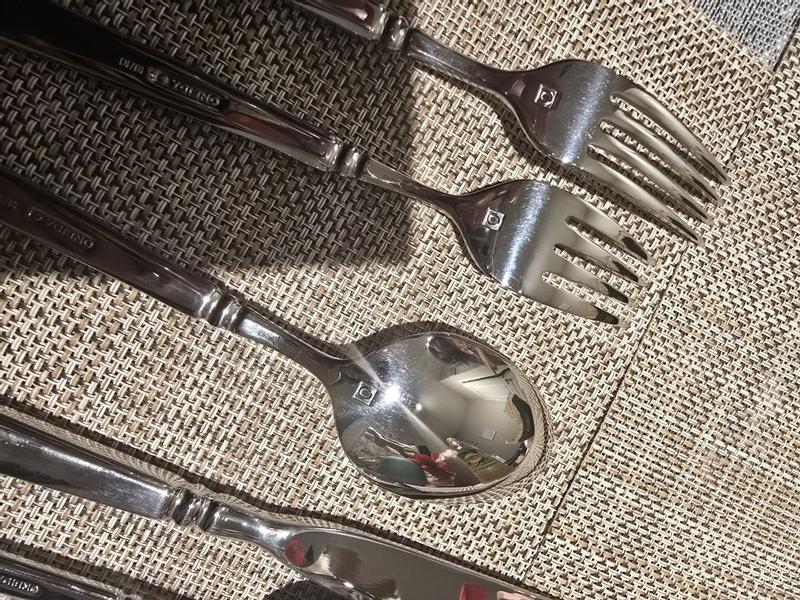 Oneida Easton - Set Di 4 Cucchiaini Da Caffè In Acciaio Inox 18/10, Finitura Specchio, Design Classico Shaker, Lavabili In Lavastoviglie