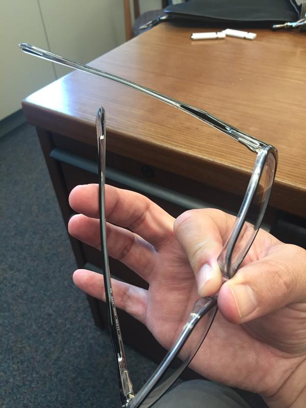 Left temple folds with no effort or bending.