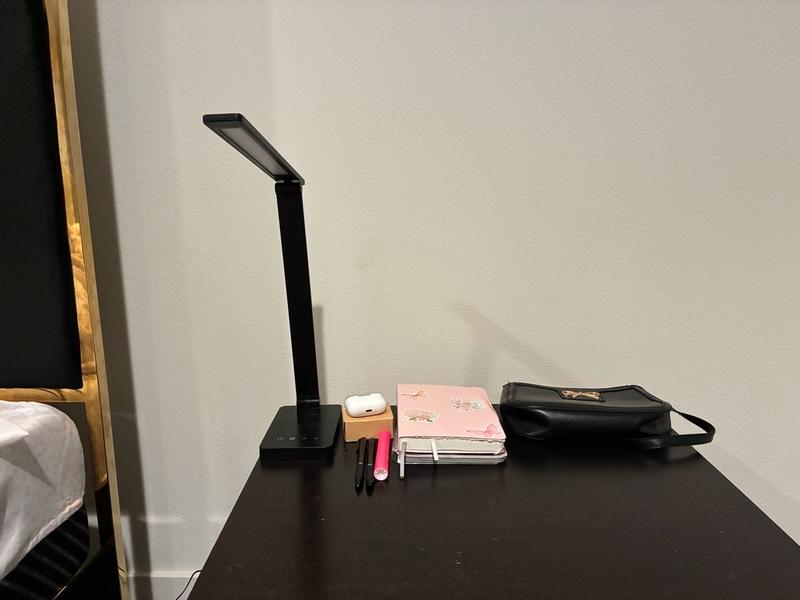 Customer carousel item 5.