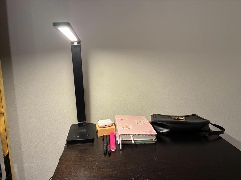 Customer carousel item 6.