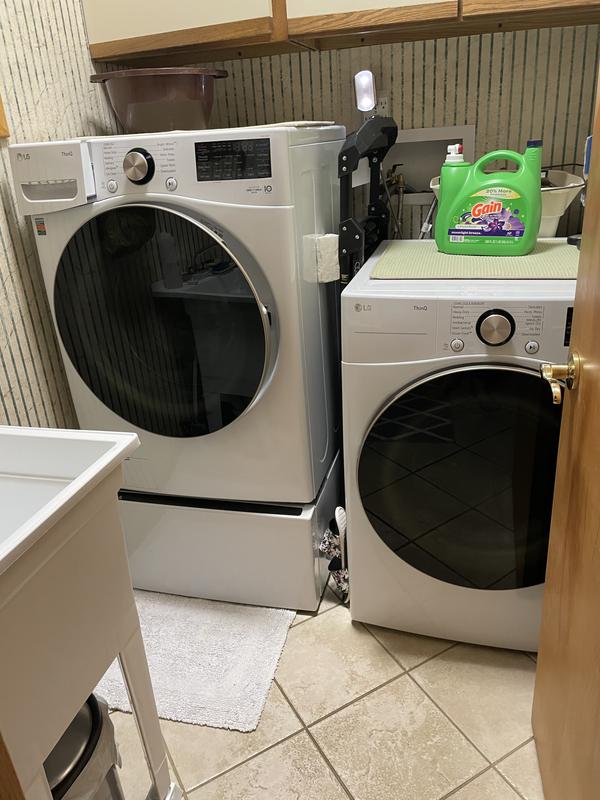 I just got an LG Front load washer. Model: WM4000HBA. Is it safe to use all  3 at the same time or should I run 2 or 3 Tub Clean cycles? :  r/CleaningTips