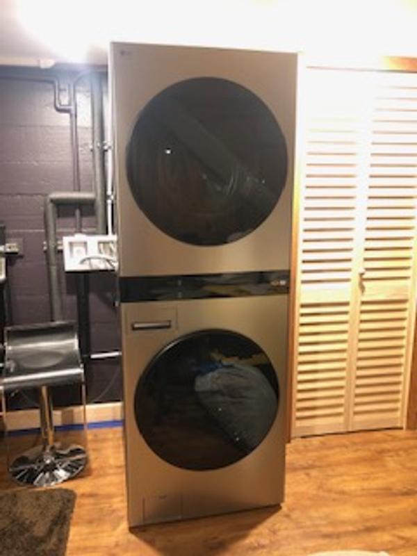 LG STUDIO Single Unit Front Load WashTower WSGX201HNA