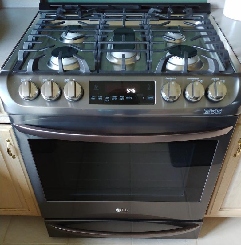 LG LSG4513ST 30-Inch Slide In Gas Range