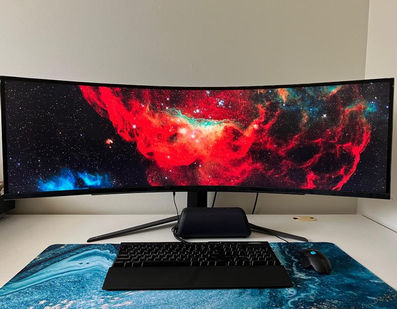 LG UltraGear™ 49 inch 240Hz Curved Gaming Monitor - 49GR85DC LG UltraGear™ 49 inch 240Hz Curved Gaming Monitor - 49GR85DC
