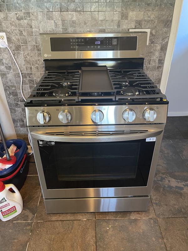 LG Gas Range with InstaView® & Air Fry - LRGL5825F