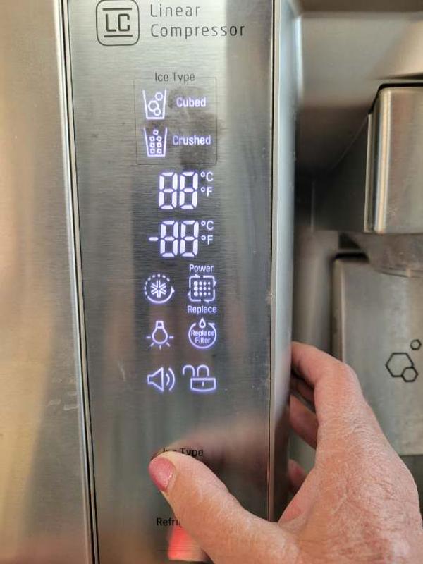 LG 33 in. W 24.2 cu. ft. French Door Refrigerator in Black