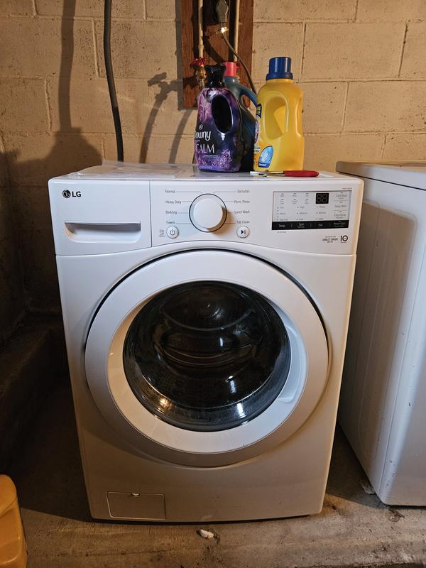 4.5 cu. ft. Ultra Large Front Load Washer - WM3400CW