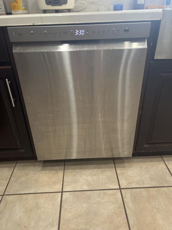 LG 24 in. Stainless Steel Front Control Dishwasher with QuadWash, 3rd Rack  & Dynamic Dry, 48 dBA LDFN454HT - The Home Depot