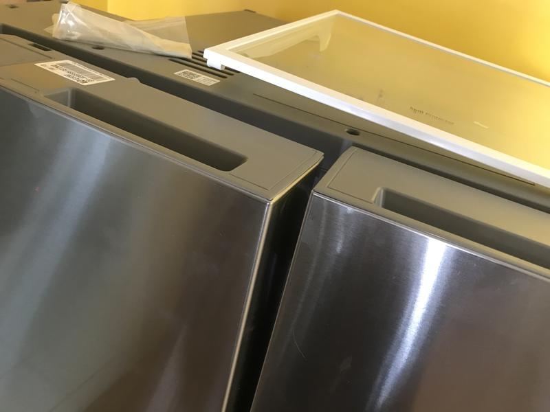 LG LF26C8210S 26 CuFt French Door Refrigerator on Fridge.com