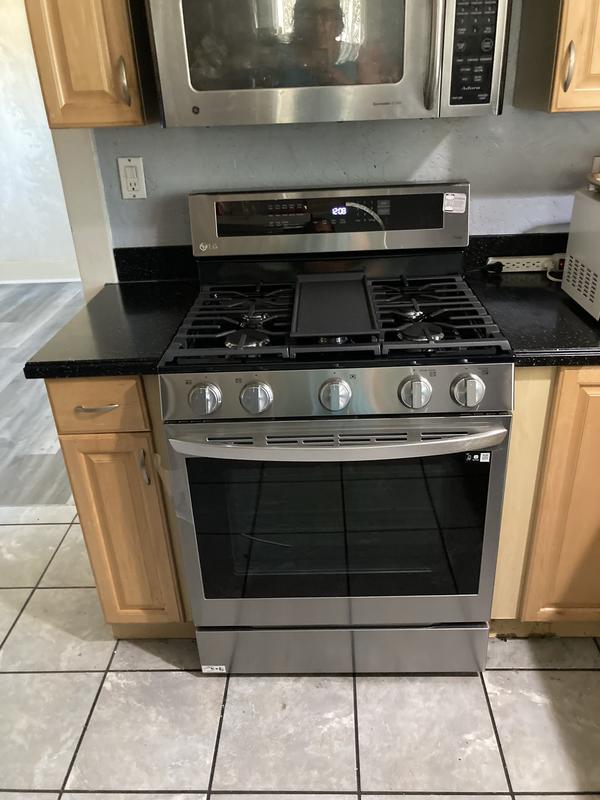 Gas Freestanding Range With Air Fry (LRGL5825F)