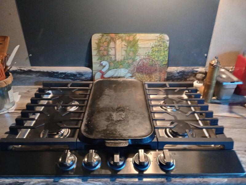 30” Gas Cooktop with Auto Reignition (CBGJ3023D) | LG USA
