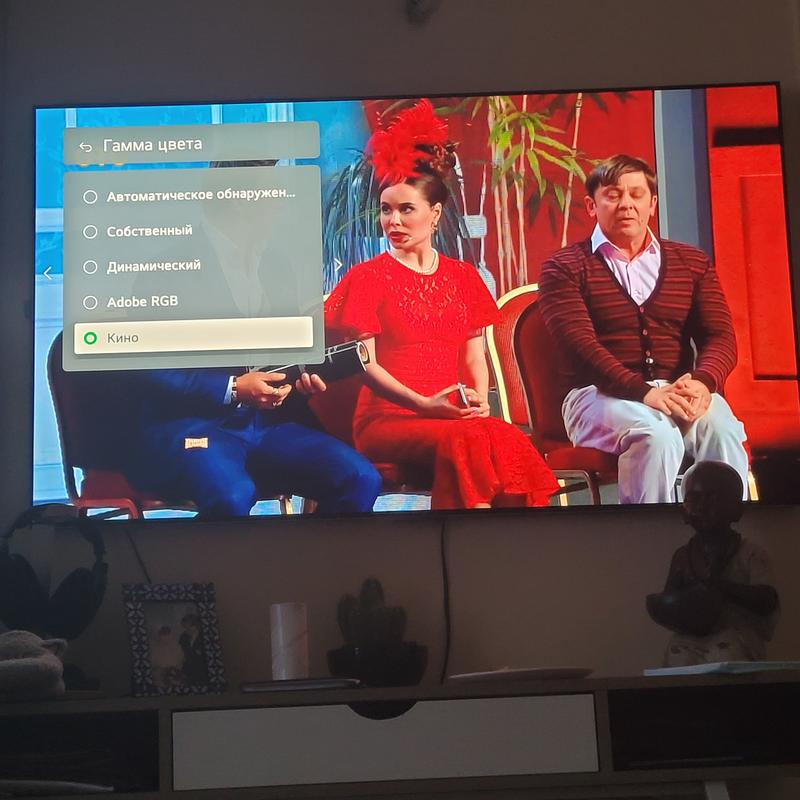 Customer carousel item 12.