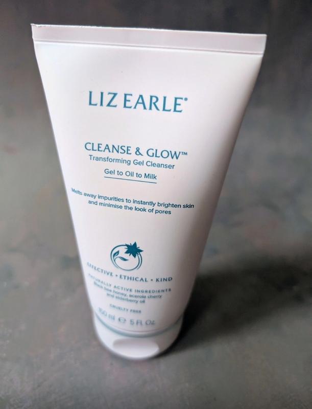 Cleanse & Glow™ Transforming Gel Cleanser | Liz Earle Beauty